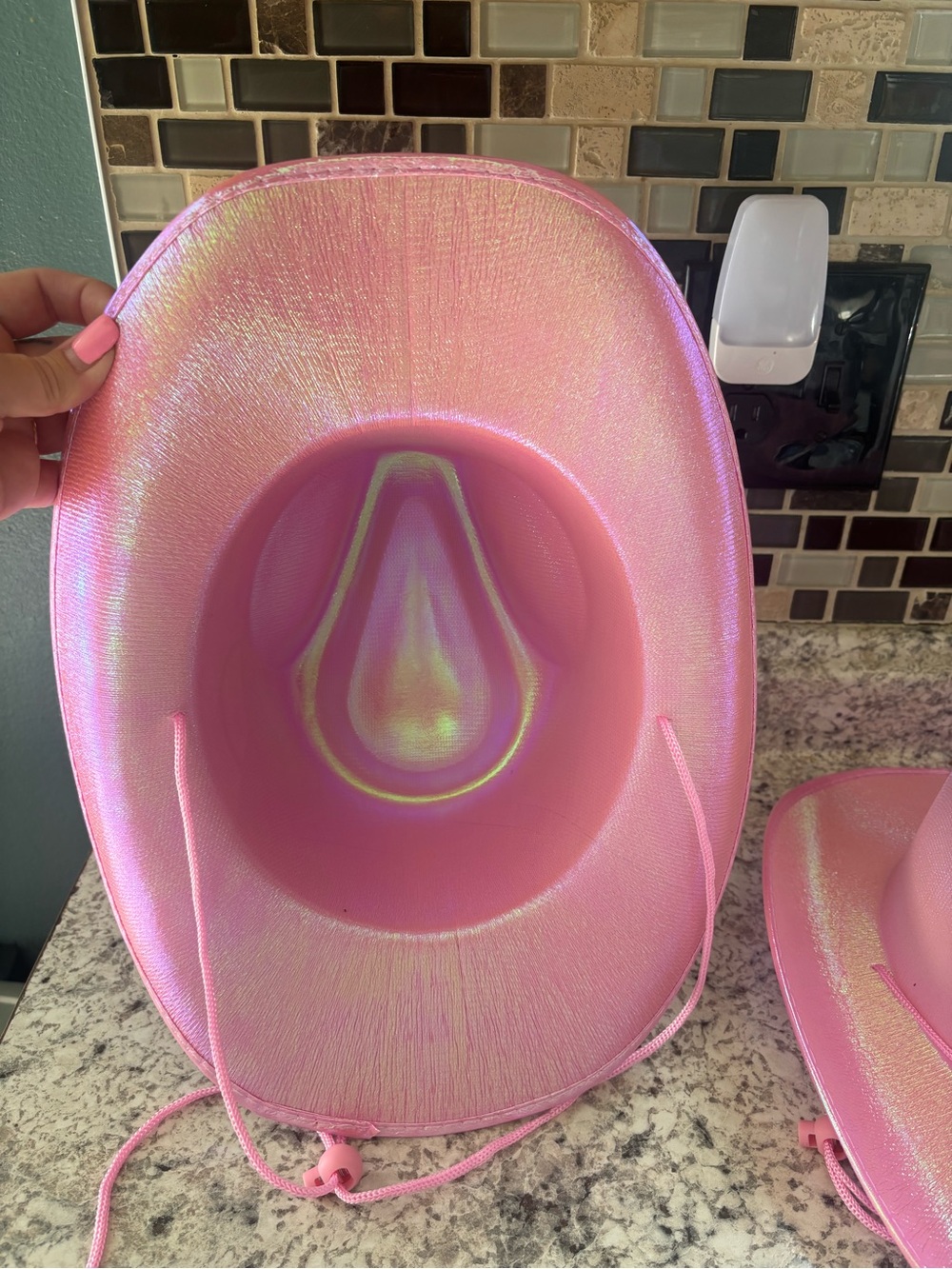 Unused pink shimmer cowboy hats - Picture 3 of 4